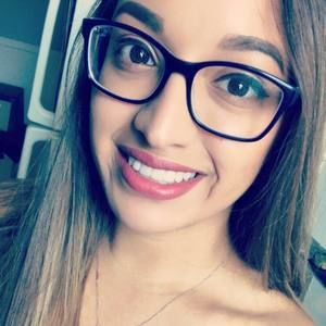 Meet your Posher, Mona